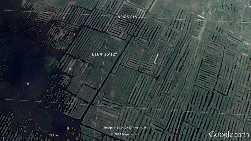 Vue d'en haut: la carte Google Earth montre la zone du projet adjacente au lac Caohai